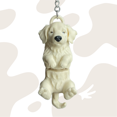 Brelok w kształcie Golden Retrievera wykonany w technologii 3D, beżowy kolor, idealny do kluczy lub jako dekoracja plecaka.